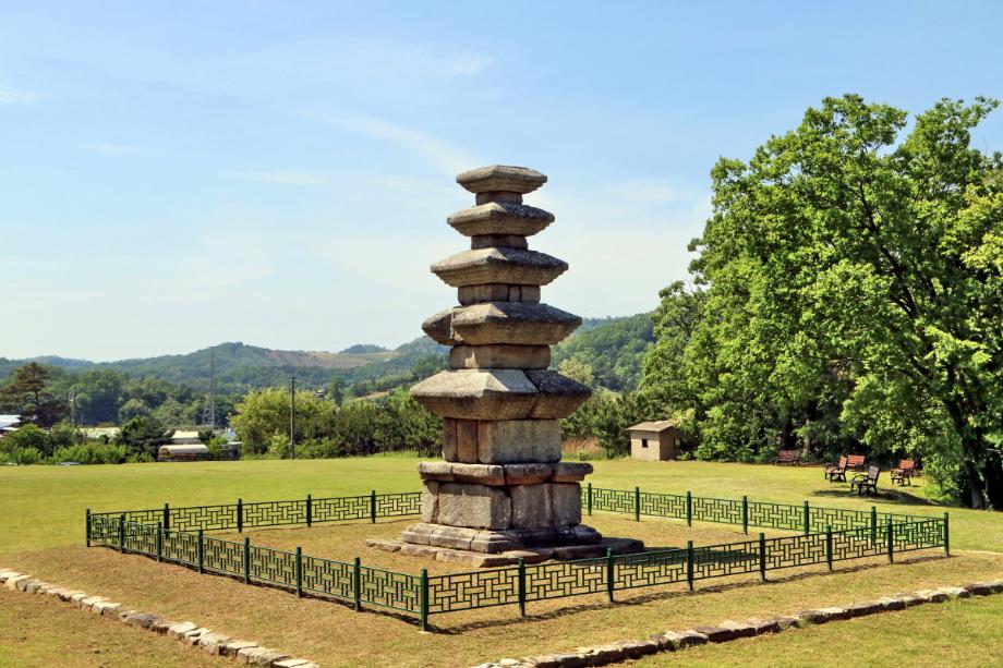 안녕과 기원을 바라며 조성된 `청주 계산리사지' 이미지